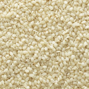 Graines de sésame blanches sélectionnées, qualité alimentaire, nettoyées et emballées pour l'exportation et l'importation, avec fiabilité garantie. - Product Image 2