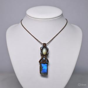 Colgante de Macramé Vertical Doble de Aleación de Zinc |   Piedra Preciosa Azul Brillante, Cristal Curativo, Forma de Bola de Bambú, Joyería Unisex | - Product Image 2