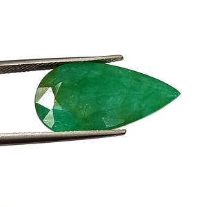 Esmeralda Zambiana Natural de 13.45 Quilates, Facetada, Corte Pera, Piedra Preciosa Suelta - Product Image 1