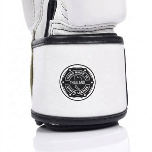 นวมชกมวย Fairtex Thai Pride ของแท้ นวมมวยไทย พร้อมนวมชกมวยสไตล์เม็กซิกัน ป้องกันอย่างมืออาชีพ นวม Fairtex - Product Image 4
