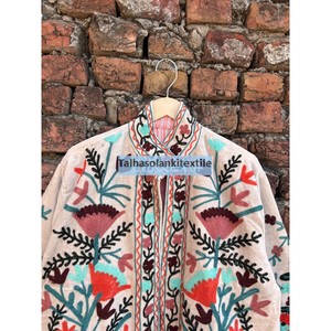 Chaqueta de Algodón Bordada con Flores, Cuello Mandarín, Manga Larga, Hecha a Mano, Estilo Boho Chic, Abrigo de Primavera para Mujer - Product Image 3