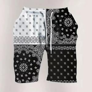 Conjunto de Camiseta y Pantalones Cortos para Hombre con Estampado de Patchwork, Patrón de Bandana en Blanco y Negro, Ropa Urbana de Dos Piezas, Poliéster, Conjunto Personalizado - Product Image 6