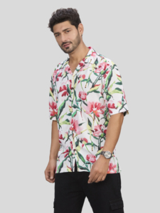 เสื้อเชิ้ตฮาวายแขนสั้นลายดอกไม้สำหรับผู้ชาย ปกคอปก ผ้าวิสโคสเรยอน ระบายอากาศได้ดี เป็นมิตรกับสิ่งแวดล้อม ป้องกันรังสียูวี เหมาะสำหรับฤดูหนาว สวมใส่สบาย - Product Image 2