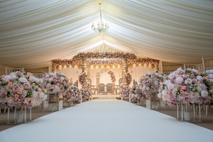 Mandap de madera tallado de lujo para bodas gujarati, diseños de Lagna Vedika, Mandapam para bodas del sur de Asia, Mandap Madhurima, Sydney - Product Image 4