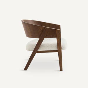 Silla de Comedor Moderna y Duradera de Madera Maciza de Nogal NAM HAI - Muebles para Comedor, Muebles para el Hogar - Product Image 3