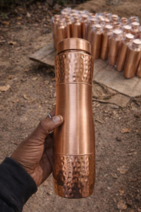 Botella de Agua de Cobre Moderna de Alta Calidad Personalizable, Botella de Cobre Puro a Prueba de Fugas, Hecha a Mano, Portátil, Beneficios Ayurvédicos para la Salud - Product Image 2