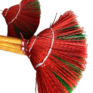 Escobas de plástico baratas a granel de Vietnam - Product Image 1