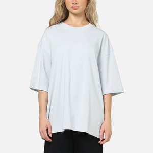 เสื้อยืดสีฟ้าอ่อนทรงโอเวอร์ไซส์ลำลองสำหรับผู้หญิงรุ่นใหม่ล่าสุด รับผลิตเสื้อยืดตามสั่ง OEM/ODM  โลโก้แบบมินิมอล แฟชั่นใส่ได้ทุกวัน - Product Image 1