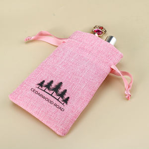 Sacs à bijoux en jute de style rustique, petite taille avec fermeture à cordon pour emballage cadeau - Product Image 3
