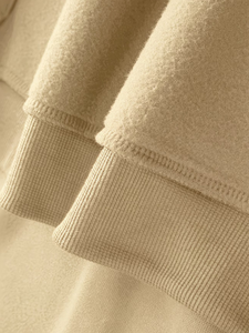Sweat-shirt à capuche personnalisé beige, pull décontracté pour adultes, toutes saisons, vêtements promotionnels, impression sérigraphique, fabriqué au Bangladesh - Product Image 3
