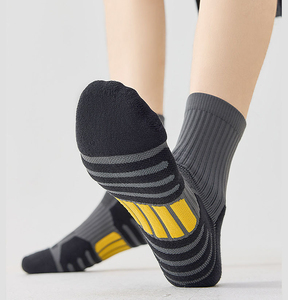 Custom Professional Running Quick Drying Knee High Autumn Spandex/<b>Polyester</b> Breathable Eco-Friendly Yoga Sports <b>Socks</b> Wholesale - Product Image 3