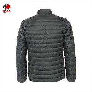 เสื้อแจ็คเก็ตพัฟเฟอร์แบบสั่งทำพิเศษสำหรับผู้ชาย ยี่ห้อ Ryan Pro Gear ผลิตจากผ้าระบายอากาศได้ดี พร้อมโลโก้แบบกำหนดเองและซิปปิด - Product Image 3