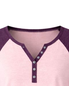 T-shirt pour femme rose poudré et violet prune, col Henley, manches courtes raglan, en coton doux, coupe décontractée ample, respirant, idéal pour l'été - Product Image 6