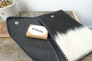 กระเป๋าคลัทช์หนังวัวคาดผมกระเป๋าคลัทช์ขนหนังวัวแบบถือ - Product Image 4