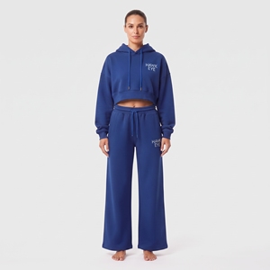 Ensemble deux pièces pour femme : sweat à capuche court bleu et pantalon de jogging large, manches longues, coupe ample, logo personnalisé, respirant - Product Image 2
