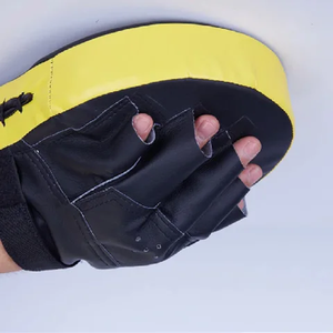 Guantes de Entrenamiento de Piel de Vacuno 100% Microfibra con Logotipo Personalizado, Almohadillas de Entrenamiento Plateadas y Doradas Duraderas, Almohadillas de Boxeo de Alta Calidad - Product Image 5