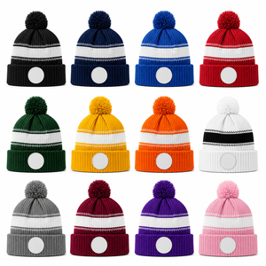 Gorro de Punto Personalizado OEM con Pompón Ajustable |   Gorro Deportivo de Invierno Personalizado |   Bordado Jacquard |   100% Acrílico |   Privado - Product Image 3