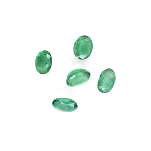 Émeraudes zambiennes naturelles, ovales calibrées 5x7mm, pierres précieuses facettées naturelles, prêtes à l'emploi pour la création de bijoux. - Product Image 3