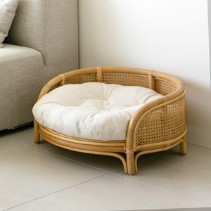 Camas para perros de ratán sostenible al por mayor, cama para cachorros y gatos de la más alta calidad, muebles para mascotas de material natural. - Product Image 1