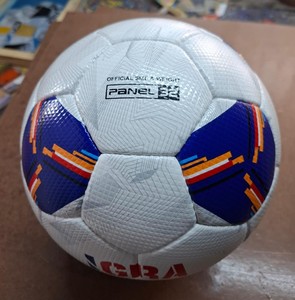 Ballon de football d'entraînement en cuir PU cousu à la main, taille 5 adulte, antidérapant, pour toutes les saisons - Product Image 2