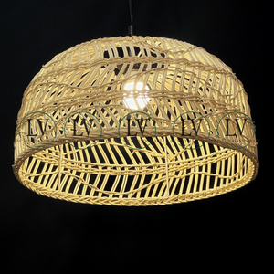 Abat-jour suspendu en rotin écologique Handwicker, lampe de plafond bohème, luminaire suspendu artisanal fabriqué au Vietnam - Product Image 1