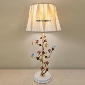 New Product Minimalist Luxury Home Table Lamp Creative Personality Bedside Lamps Gold Metal Table Lamp Factory - Product Image 6