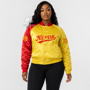 Chaqueta Universitaria de Satén Rojo y Dorado con Contraste para Mujer, Marca NSPDK, con Botones a Presión, Cuello y Puños de Punto Acanalado - Product Image 5