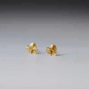 Boucles d'oreilles en forme de cœur en citrine, argent sterling, pierre de naissance de novembre, bijoux minimalistes, cadeau pour elle - Product Image 1