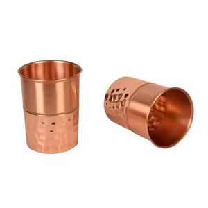 Gobelet en cuivre martelé avec bord évasé, vaisselle rustique écologique pour l'eau et les jus - Product Image 2