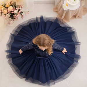 ชุดราตรีเด็กผู้หญิง แขนยาว คอวี ผ้ากำมะหยี่สีน้ำเงินหรูหรา ปักเลื่อม ประดับด้วยผ้าเน็ตเนื้อนุ่ม สไตล์เจ้าหญิง สำหรับงานเลี้ยงตอนเย็น รับผลิตแบบ OEM ODM จำนวนมาก - Product Image 4