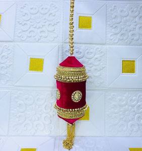 Bolso de mano/clutch de fiesta hecho a mano con cuentas, forro de satén, cierre de solapa y correa para el hombro para damas - Regalo promocional para bodas - Product Image 5