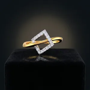 Anillo de Compromiso y Boda de Oro Sólido de 14K con Diamante Cultivado en Laboratorio de Corte Brillante Redondo para Mujer, Regalo Moderno - Product Image 3