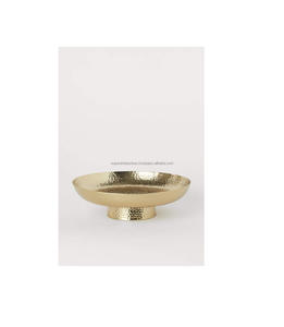 ชามทองเหลืองสำหรับเสิร์ฟขนมหวาน ดีไซน์สวยงาม ตกแต่งอย่างมีเอกลักษณ์ เหมาะสำหรับการจัดวางขนมหวานอย่างมีสไตล์ - Product Image 6