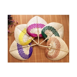 Éventail en feuille de palmier de qualité supérieure pour un refroidissement efficace en été, ustensiles et contenants créatifs pour les fêtes de mariage en plein air - Product Image 2