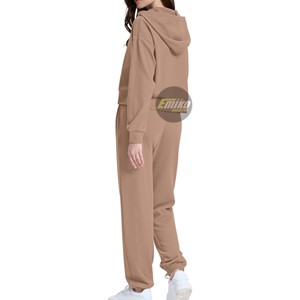 Conjunto Deportivo con Capucha para Mujer, Color Marrón, Sudadera Corta de Manga Larga y Pantalones Jogger con Cordón, Atuendo Casual de Dos Piezas - Product Image 3