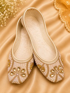 QTC Jutti Étnico para Mujer con Adornos de Perlas y Piedras, Diseño Cerrado, Tendencia de Moda para Exteriores con Suela Antideslizante - Product Image 2