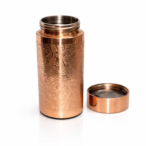 Botella de Agua de Cobre Hecha a Mano con Tapa, Diseño Floral Bohemio, Juego de Bebidas Portátil para Viaje - Product Image 2