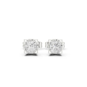Boucles d'oreilles clous en diamant de laboratoire taille princesse 1,00 carat total, or jaune 9K, solitaire 4 griffes, vente en gros OEM, bijoux fins - Product Image 3