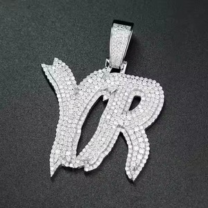 Pendentif plaqué or rose avec diamants 302, bijoux hip-hop unisexe pour un style streetwear - Product Image 3