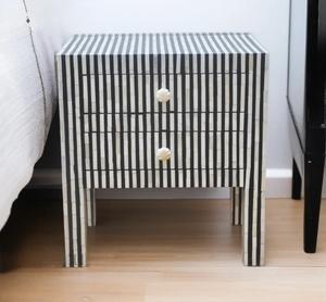 Table à tiroirs en os incrusté de la marque ILAHI, design moderne, détails en agate, rangement à trois niveaux, meuble portable pour la maison - Product Image 5