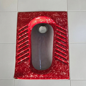 Vistaar Cuvette de toilettes WC Orissa en céramique rouge imprimée, design élégant, pour salle de bain, exportation - Product Image 1