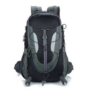 Mochila Táctica ZYDAR SPORTS, Resistente, de Poliéster, Ajustable, 30-40L, para Senderismo, Precio de Fábrica, con Sistema Molle, Impermeable y Rígida - Product Image 4