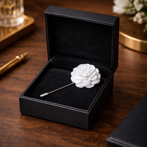 Épinglette élégante en alliage de zinc émaillé en forme de fleur pour hommes |   Boutonnière de mariage et broche de revers pour costume de marié |   Accessoire pour blazer formel - Product Image 3