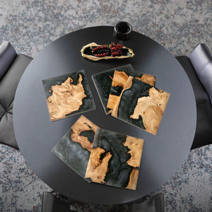 Posavasos Cuadrados de Madera al por Mayor, Alfombrillas de Resina Epoxi con Aislamiento Térmico, Almohadillas de Madera y Bambú, Almohadillas Modernas de Nogal de Lujo para Uso en la Cocina - Product Image 1