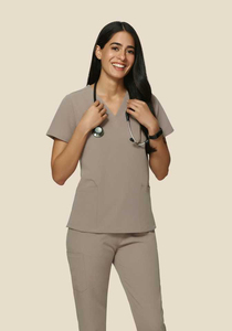 Tenues d'infirmière unisexes respirantes anti-rides en tricot, ensembles de blouses extensibles à col en V, service OEM, usage hospitalier - Product Image 6