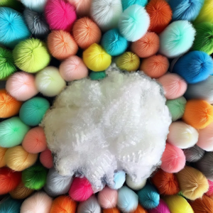 Fibre 15D HD blanche non-siliconée, prix usine, provenant du fabricant Hanam Vikohasan, pour la fabrication de couettes, de canapés et d'interiors de voitures. - Product Image 1