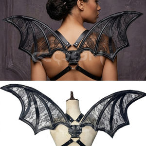 Arnés de Alas de Murciélago con Encaje Gótico, Correas de Cuero Sintético Negro con Paneles de Malla Floral, Accesorio Ajustable para Disfraz de Halloween - Product Image 6
