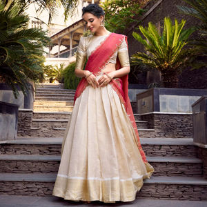 Lehenga Choli blanc pour femmes, tenue de mariage indienne de créateur, tenue de soirée, Chaniya Choli, style Bollywood, vêtements indiens - Product Image 1