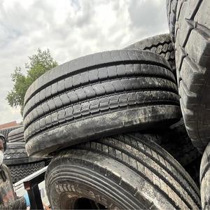 Neumático de Grado Profesional para Camiones, Apto para Vehículos de Transporte Pesado, Ofrece Estabilidad en Cargas Extremas y Control de Calor - Product Image 5