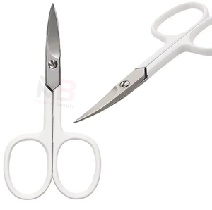 Ciseaux de manucure en acier inoxydable avec poignée rose, personnalisables, outil de beauté de précision pour la coupe des ongles et les soins des cuticules - Product Image 5